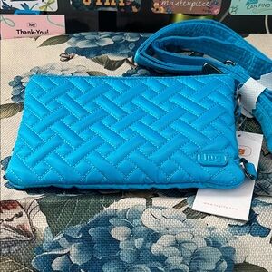 Lug Peekaboo - Quilted Sky Blue